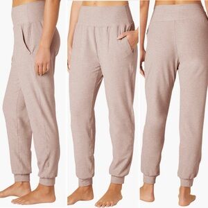 NWT Beyond Yoga Spacedye Mdi Athleisure Yoga Gym Joggers Chia Women Size M